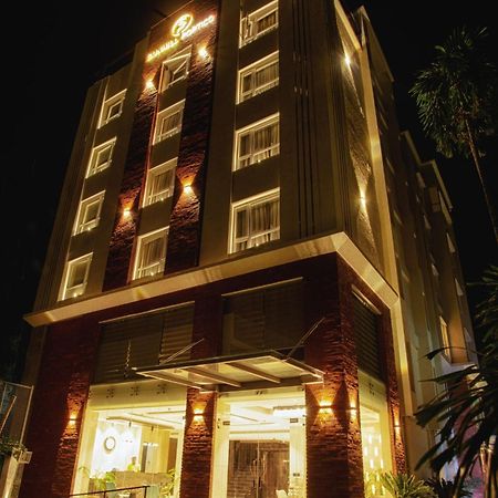 Sunhill Portico Hotell Siliguri Exteriör bild