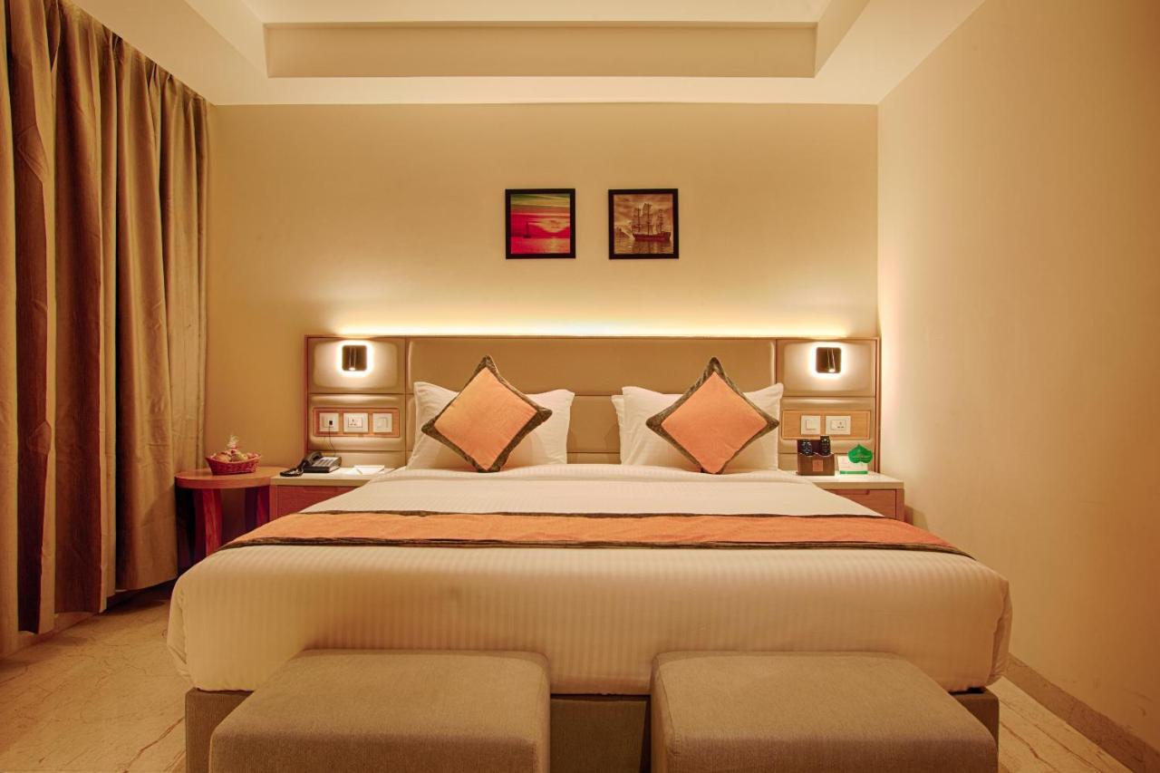 Sunhill Portico Hotell Siliguri Exteriör bild