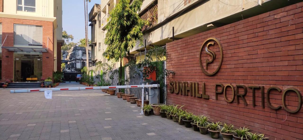 Sunhill Portico Hotell Siliguri Exteriör bild
